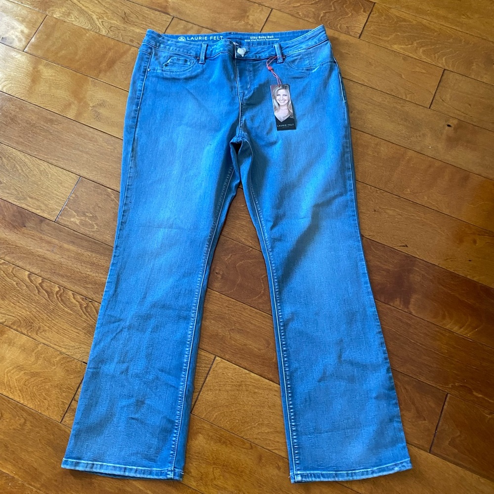Laurie Felt Silky Baby Blue jeans in XLP
